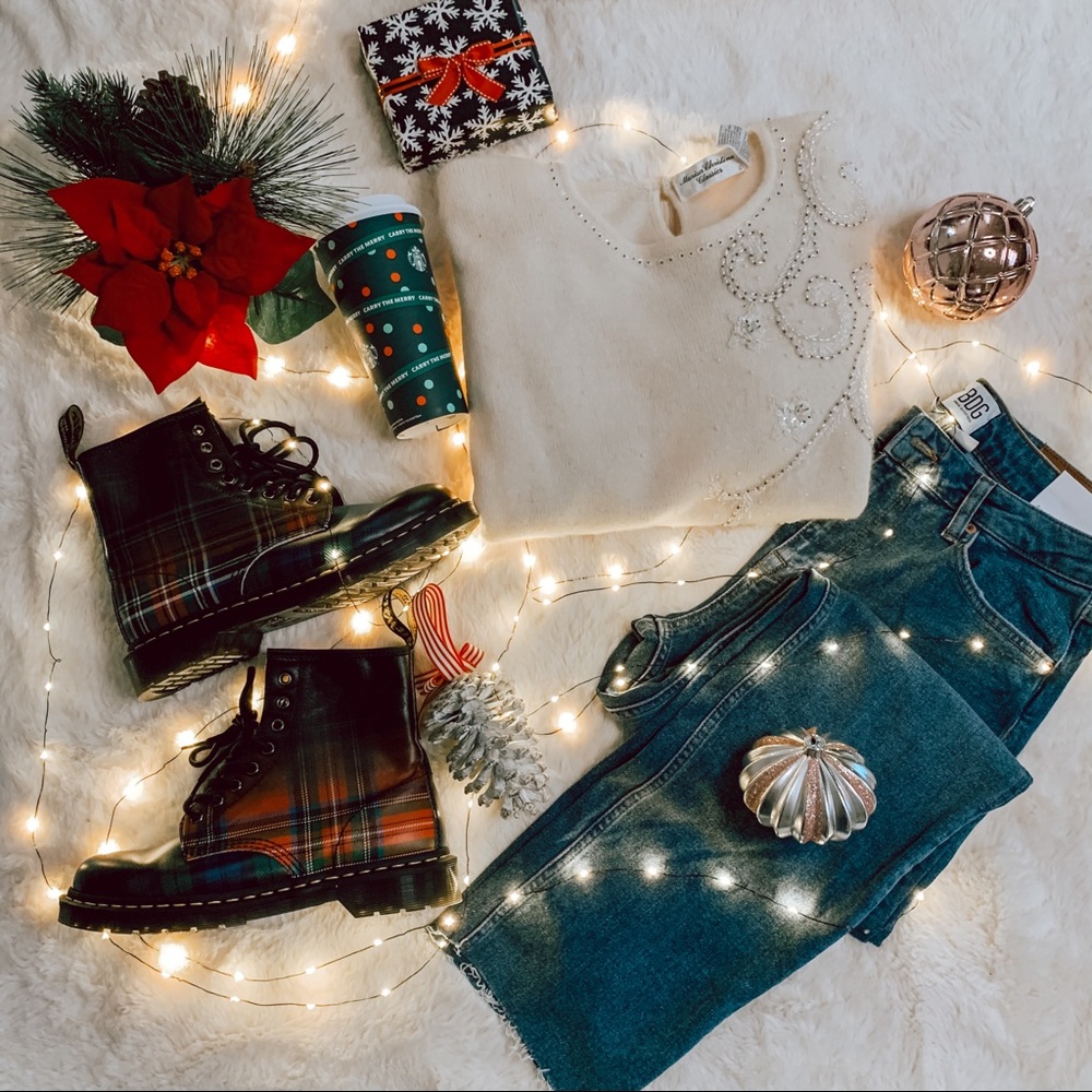 Vintage Cream Pearls Crew Pullover Sweater SZ M